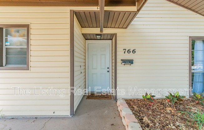 766 91 AVE N