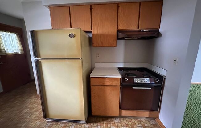 2 beds, 1 bath, $950