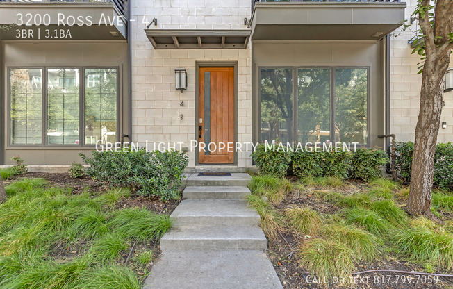 3200 Ross Avenue