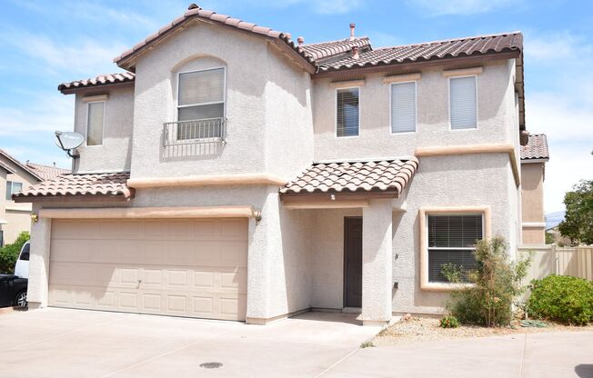 NORTHWEST - 2 STORY, 5 BEDROOM HOME