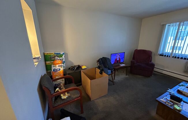 1 bed, 1 bath, $995, Unit 213