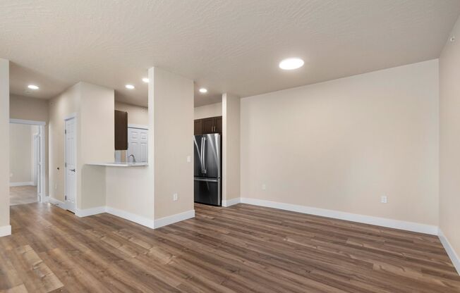 1 bed, 1 bath, 1,029 sqft, $1,540, Unit J-403