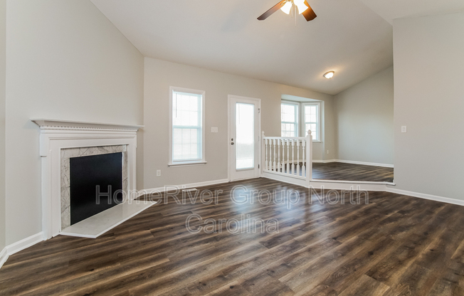 3429 DEER TRCE LN