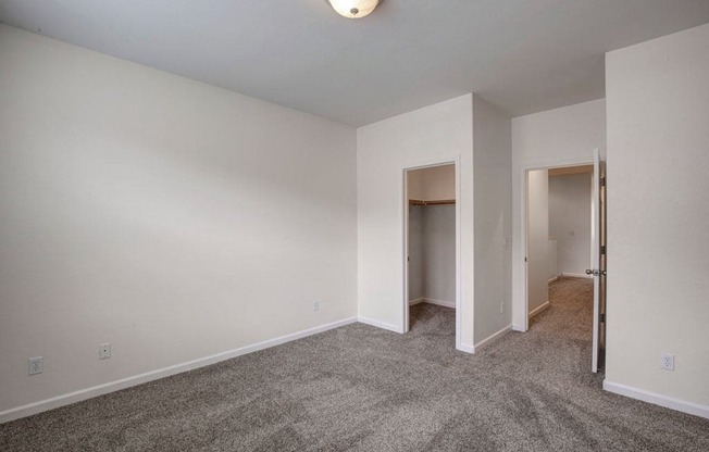 Plush Carpet - Three Bedroom Townhome