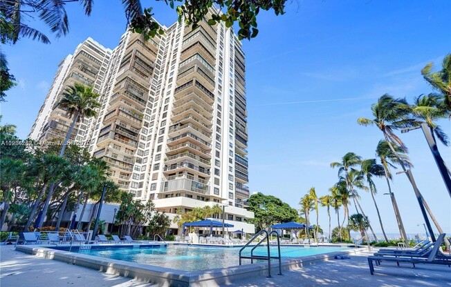 2333 Brickell Ave
