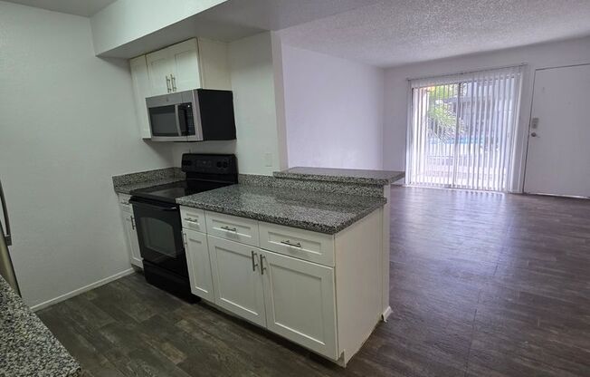 2 beds, 2 baths, 822 sqft, $1,099, Unit 101