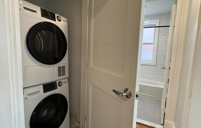 2 beds, 1 bath, 793 sqft, $2,650, Unit 1