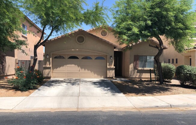 Beautiful Single-Level 3 Bedroom, 2 Bathroom Home in Maricopa