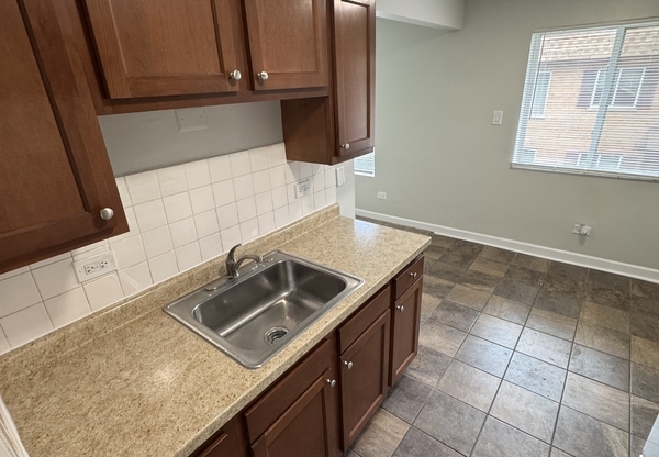 505 Madison Ave #3A