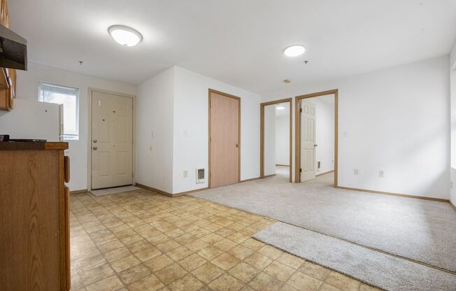 6043 -6051 NE Simpson