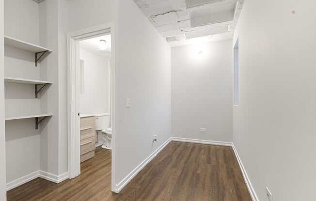 Studio, 1 bath, 172 sqft, $1,375, Unit 507