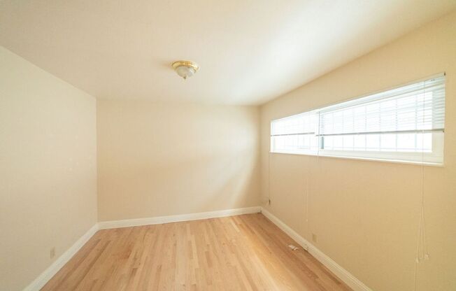 1 bed, 1 bath, $1,695, Unit 212-19