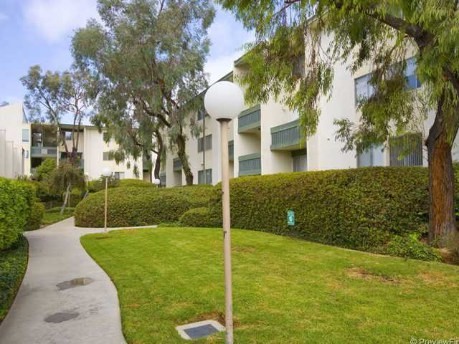 1 bed, 1 bath, $2,200, Unit #137
