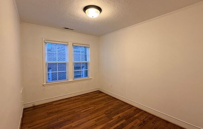 Uptown Villa Apartments