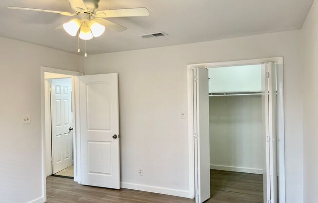4 beds, 2 baths, 1,350 sqft, $3,100, Unit B