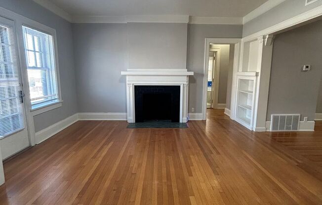 Colbert Apartments (3871 Farnam St.)