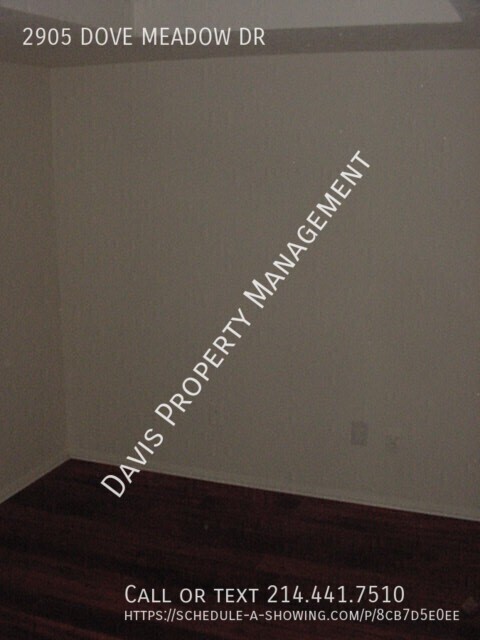 2905 DOVE MDW DR