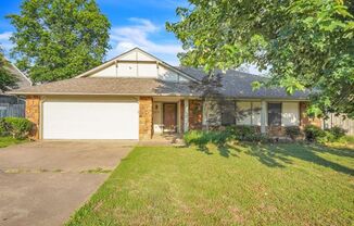 Clean/updated South Tulsa home (Jenks Schools)