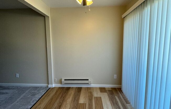 Bright and Spacious, 1 bedroom 1 bath upstairs apartment!