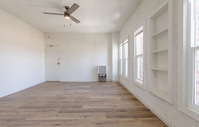 Studio, 1 bath, 500 sqft, $1,395, Unit 206