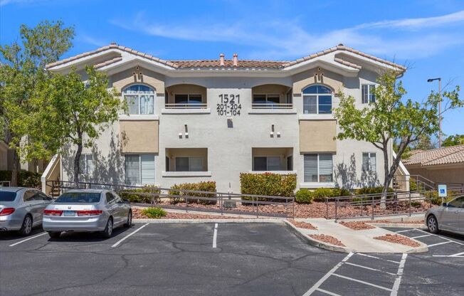 1521 Ruby Cliff #101 - Lovely 2 bedroom condo!!