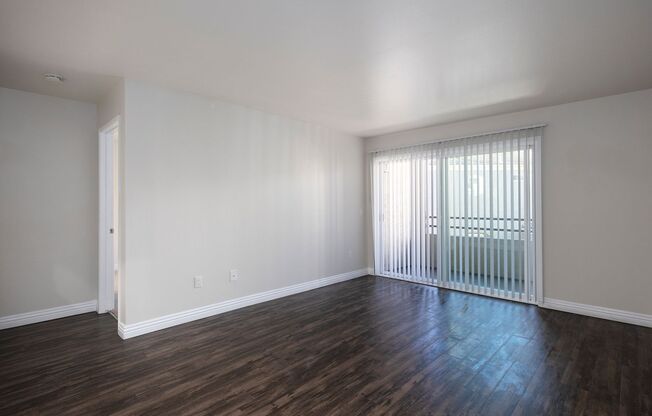 2 beds, 2 baths, 954 sqft, $2,895, Unit 202