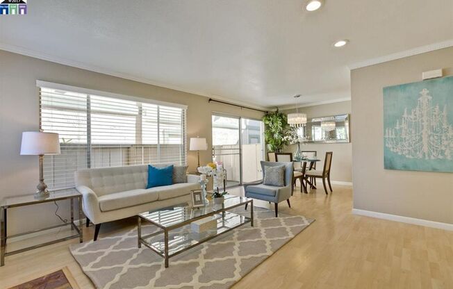 $2,590 / 2BR GORGEOUS REMODELED WARM SPRINGS CONDO IN SOUTH FREMONT