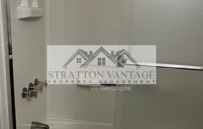 2 beds, 2 baths, 902 sqft, $1,190, Unit 147