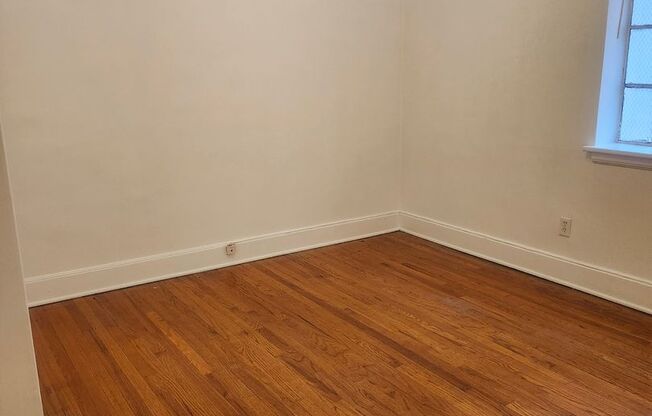 1 bed, 1 bath, 655 sqft, $1,549, Unit 305