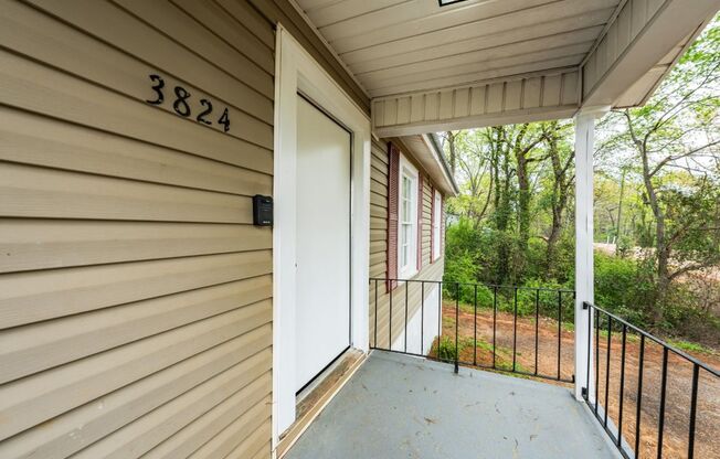 3 beds, 1 bath, $1,150