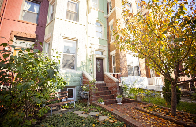 2129 1 ST NW