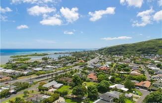 250 Kawaihae Street, Apt 16B