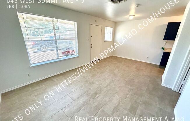 643 West Summit Ave