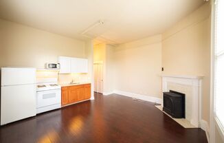 1 bed, 1 bath, $1,995, Unit 09