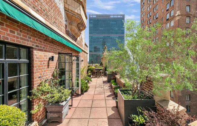 1 bed, 1 bath, $6,500, Unit PH14