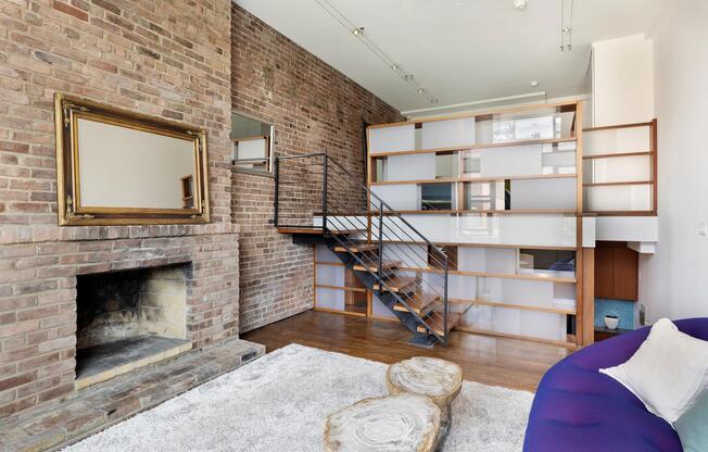 838 GREENWICH ST