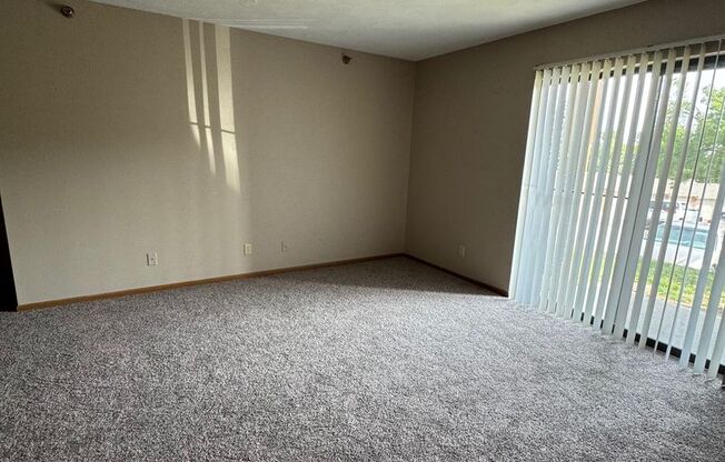 Southwinds Apts. (4712 Virginia St.)