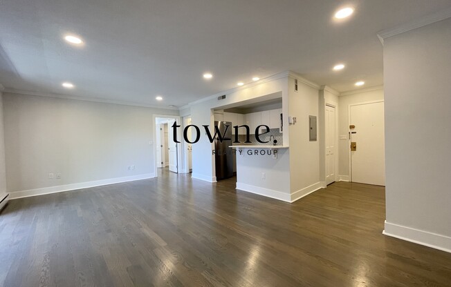 320 Hammond Pond Pkwy
