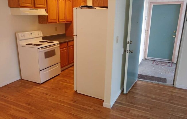 1 bed, 1 bath, $1,895, Unit 3350 17