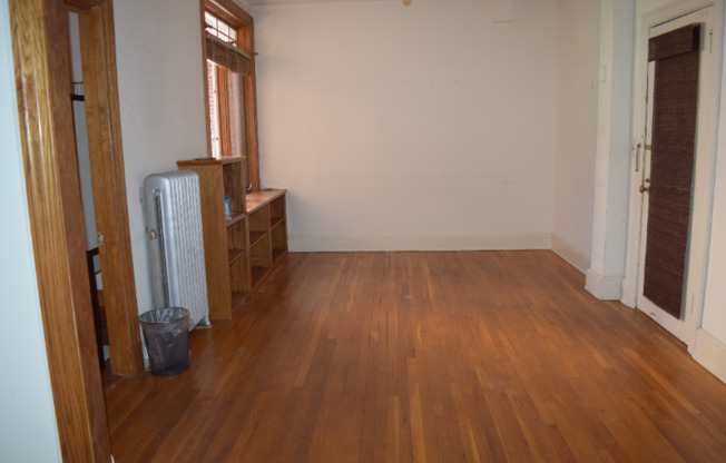 103 W. 39th St Unit B1,