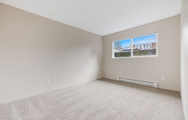 2 beds, 1 bath, 735 sqft, $1,545, Unit 07