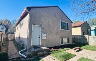 322 BAKER ST E