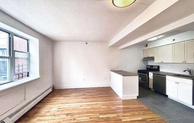 1 bed, 1 bath, 675 sqft, $2,445, Unit 2-G