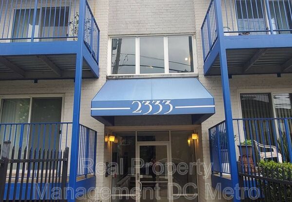 2333 16th St SE