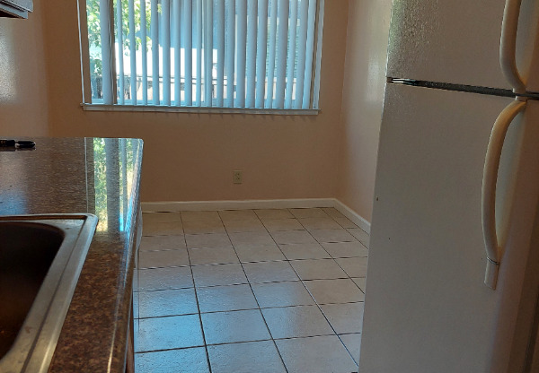 1156 Ayala Dr
