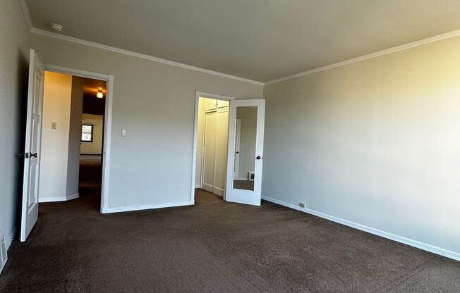 2 beds, 1 bath, $3,495, Unit 201