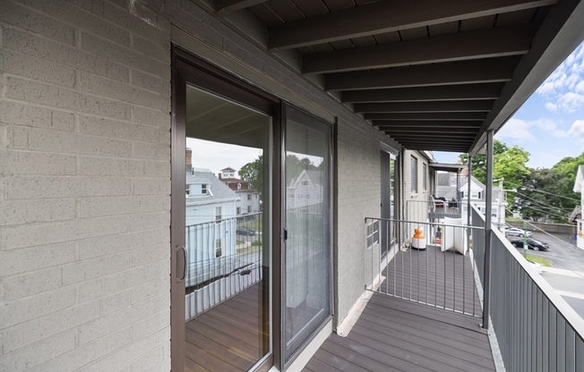 2 beds, 2 baths, 750 sqft, $2,800, Unit 42