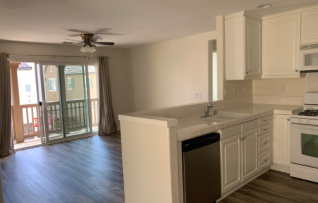 28427 SANTA ROSA LN