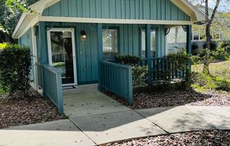 2255 Pesnell Ct. Units A-E