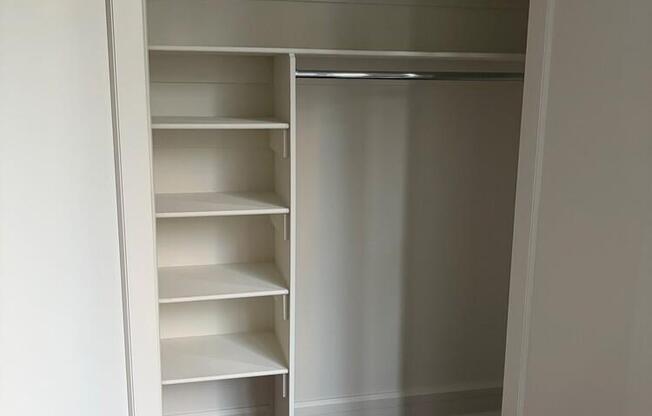 1 bed, 1 bath, 727 sqft, $5,318, Unit 808